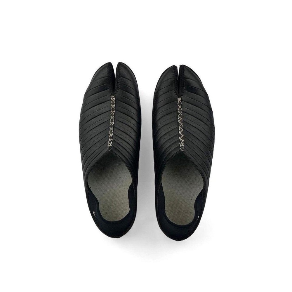 Vintage Nike Kembali Tabi Leather shoes 2006